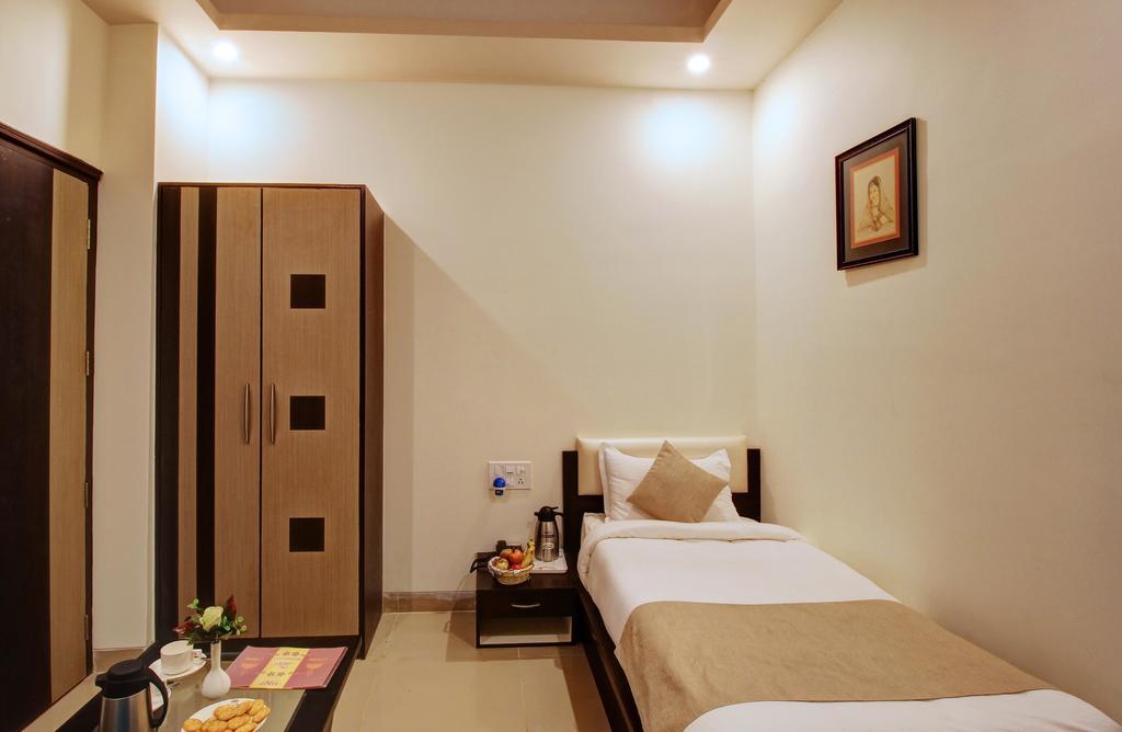 Hotel Nawalgarh Plaza חדר תמונה