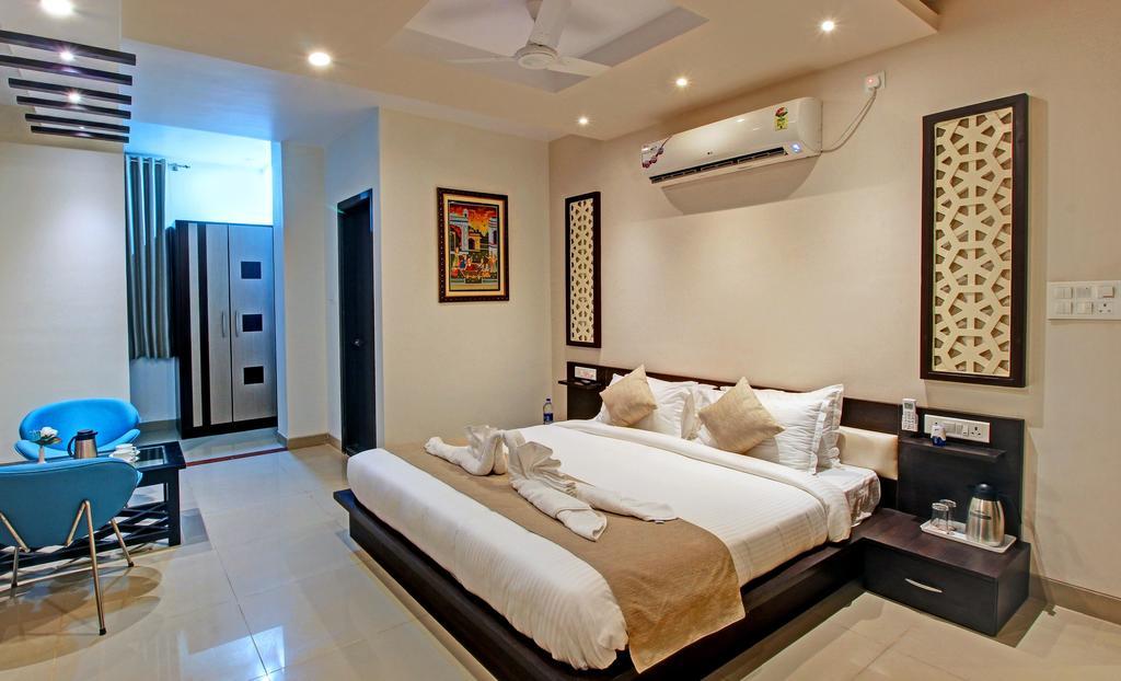 Hotel Nawalgarh Plaza חדר תמונה