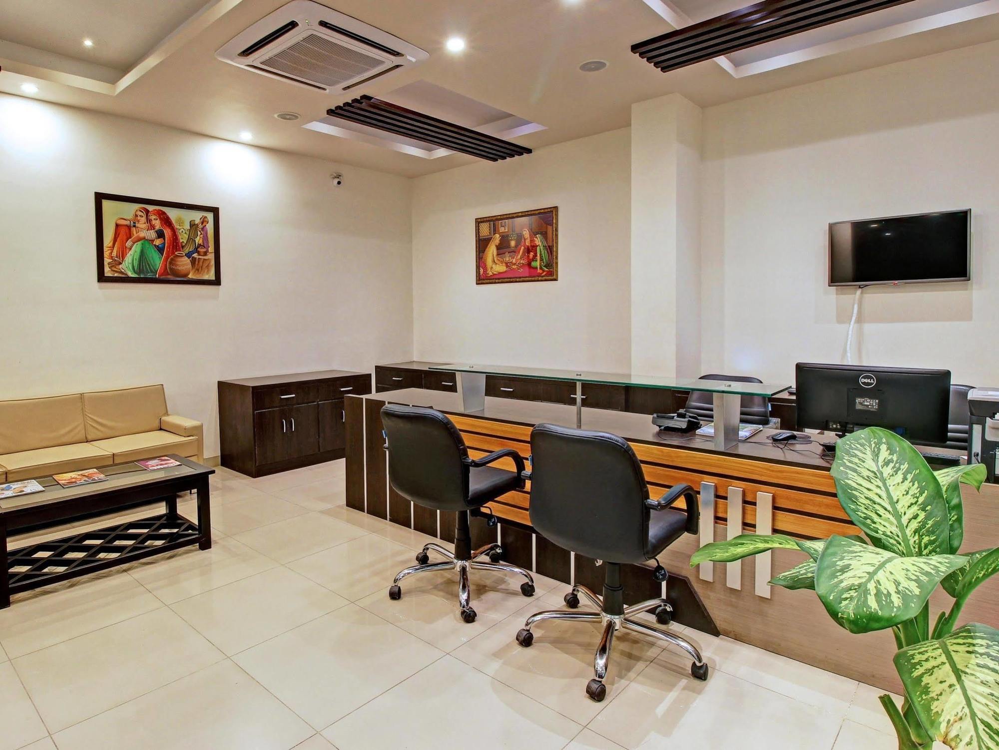 Hotel Nawalgarh Plaza מראה חיצוני תמונה